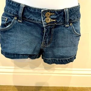 SOLD Mossimo Denim Shorts - Size 1